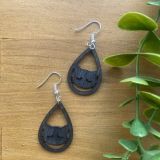 Pendientes gatunos de madera