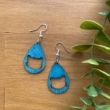 Pendientes gatunos de madera